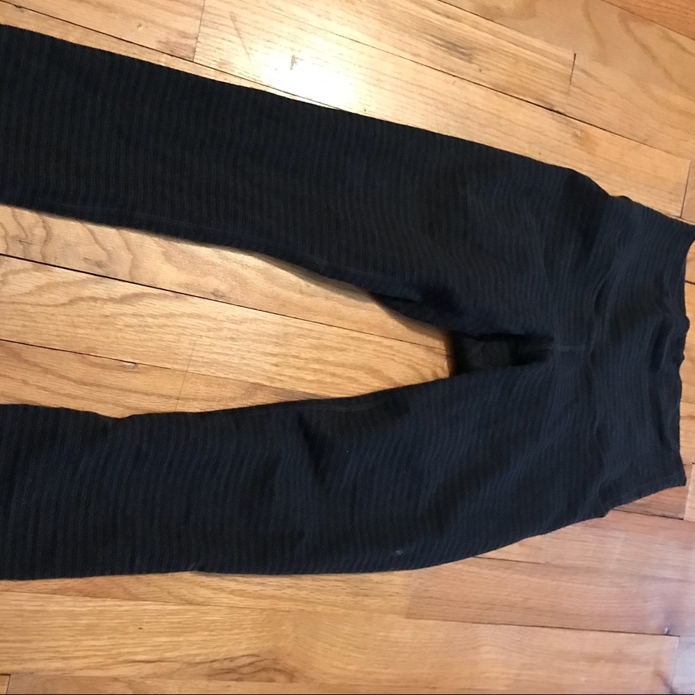 Lululemon Wunder Under Lupn size 2 limited edition